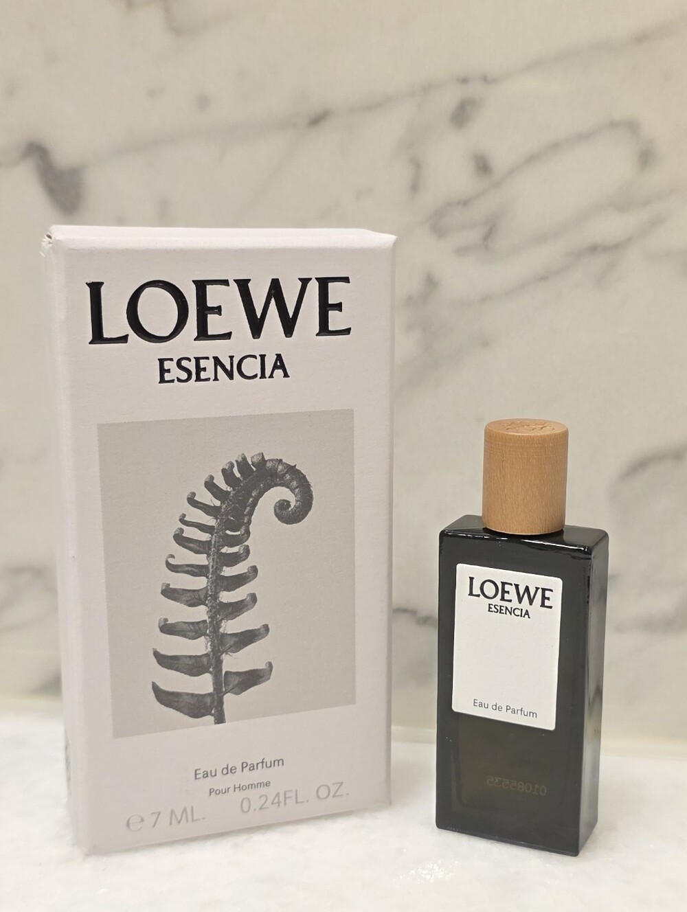 🌸🌸 Loewe Esencia Miniature